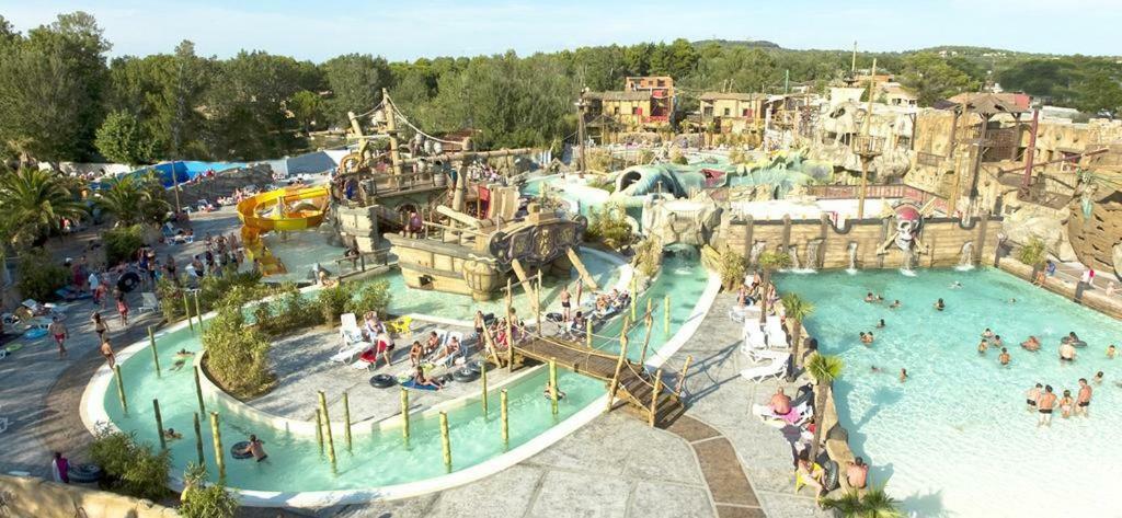 Mobilhome Dans Camping Les Sables D'Or Agde Eksteriør bilde